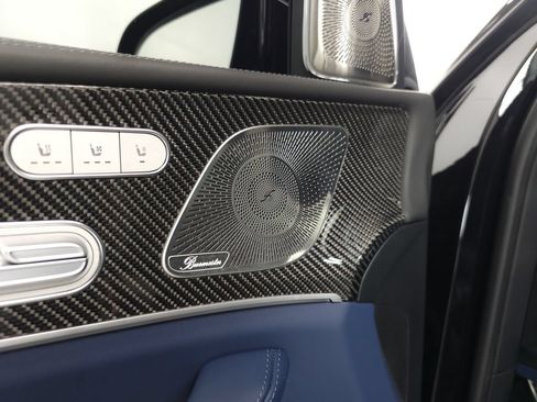 Used 2025 Mercedes-Benz GLS 63 AMG 4MATIC image 7