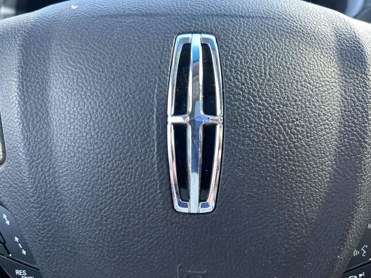 Used 2014 Lincoln MKZ Hybrid FWD image 21
