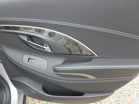 Used 2015 Buick LaCrosse Leather FWD image 17