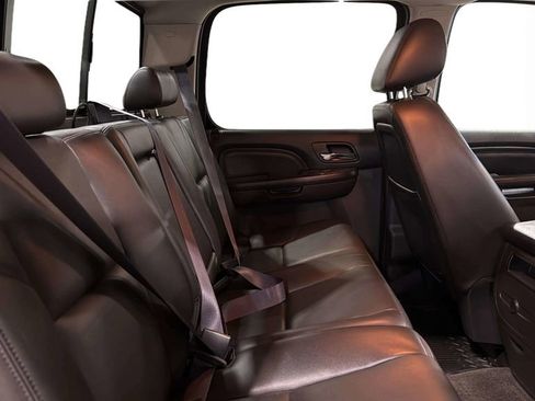 Used 2014 GMC Sierra 3500 Denali AWD/4WD image 13