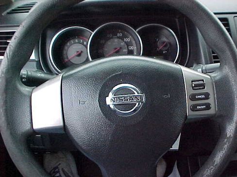 Used 2008 Nissan Versa 1.8 S w/ PWR Pkg image 40