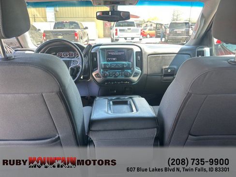 Used 2018 Chevrolet Silverado 1500 LT w/ All Star Edition image 29