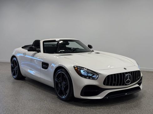 Used 2018 Mercedes-Benz AMG GT Roadster image 29