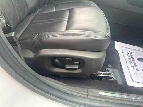 Used 2015 Lincoln MKS AWD w/ Equipment Group 101A image 21