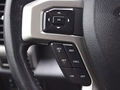 Used 2022 Ford F250 Lariat image 29