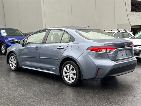 Certified 2023 Toyota Corolla LE image 3