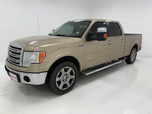 Used 2014 Ford F150 Lariat w/ Lariat Chrome Package image 5
