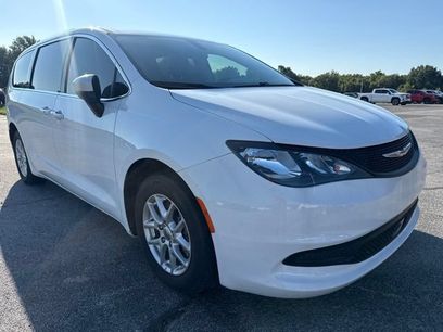 Used 2022 Chrysler Voyager LX