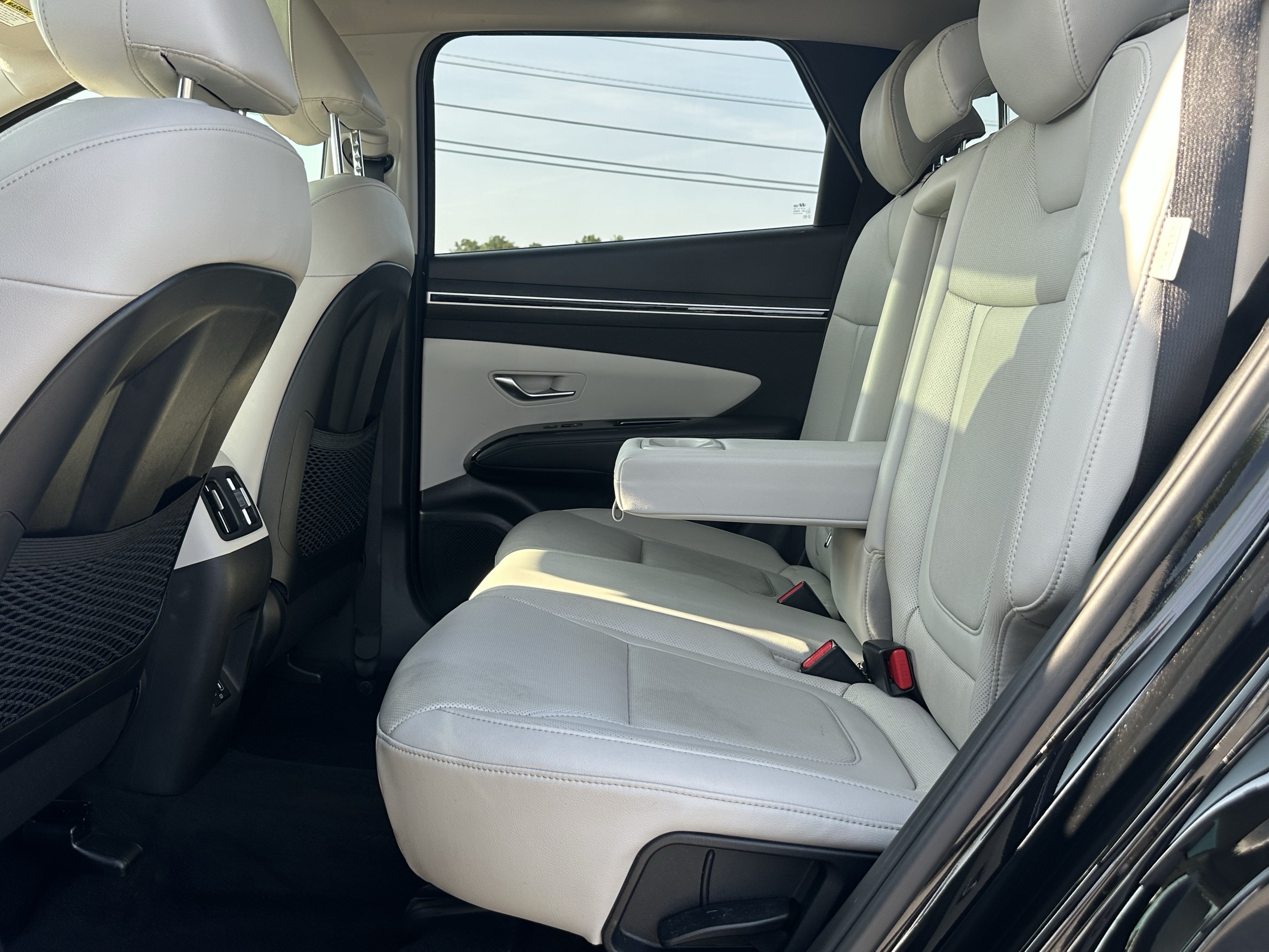 Used 2024 Hyundai Tucson Limited FWD image 19
