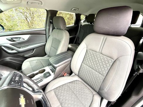 Used 2019 Chevrolet Blazer LT FWD image 46