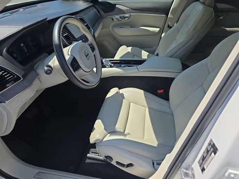 Certified 2024 Volvo XC90 B6 Ultimate AWD/4WD image 8