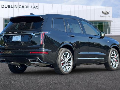 Certified 2024 Cadillac XT6 Sport w/ Platinum Package image 4