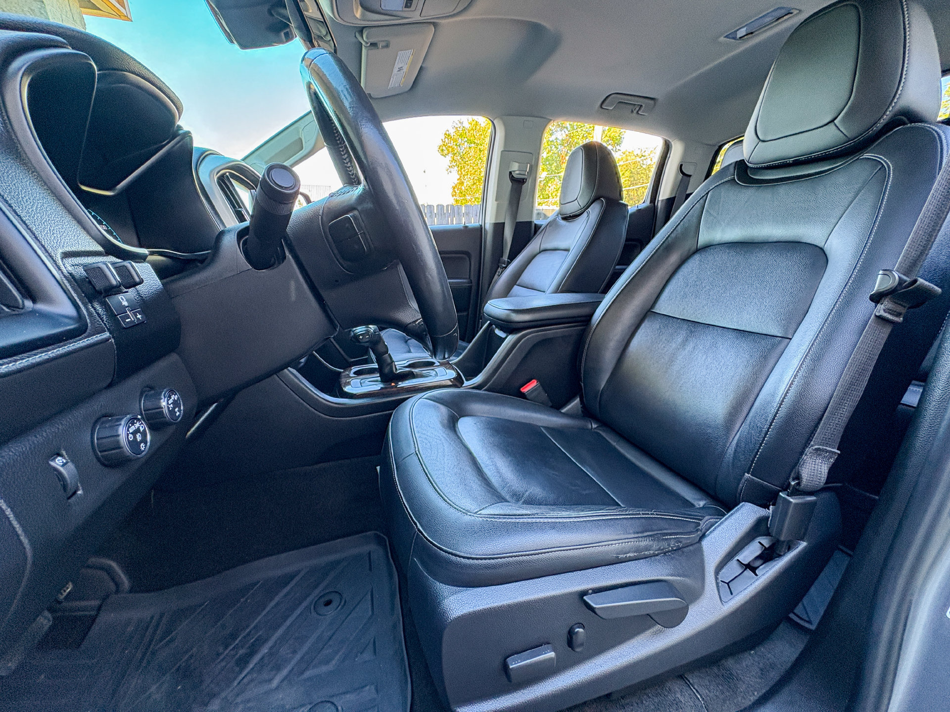 Used 2018 GMC Canyon SLT w/ Driver Alert Package AWD/4WD image 19