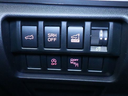 Used 2023 Subaru Forester Premium image 41