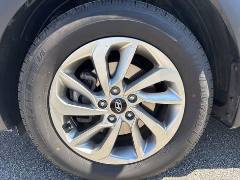 Used 2016 Hyundai Tucson SE image 16