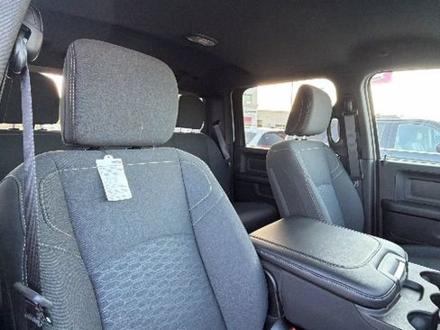 Used 2026 RAM 3500 Tradesman AWD/4WD image 32