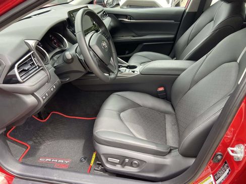 Used 2023 Toyota Camry XSE FWD image 15