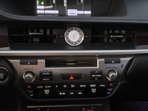 Used 2013 Lexus ES 350 w/ Premium Pkg image 19