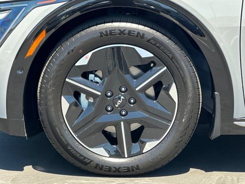 New 2026 Kia EV6 Wind RWD image 26