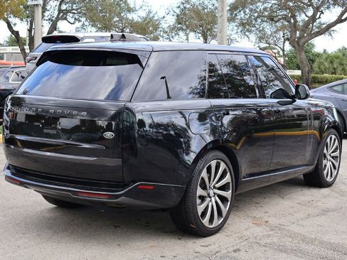 Used 2023 Land Rover Range Rover SE AWD/4WD image 15
