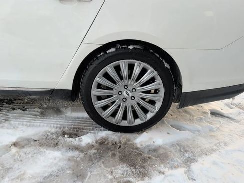 Used 2015 Lincoln MKS AWD w/ Equipment Group 101A image 10