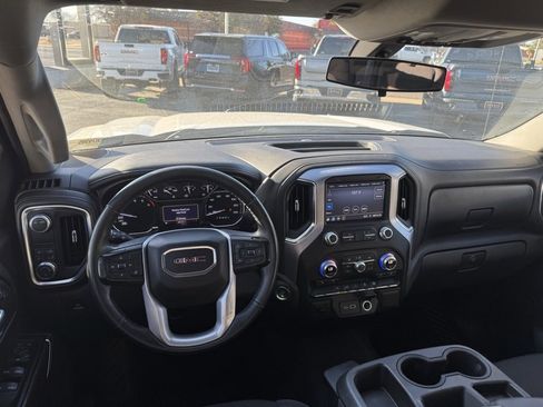 Used 2020 GMC Sierra 1500 Elevation w/ Elevation Value Package image 3