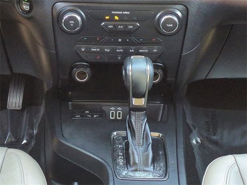 Certified 2019 Ford Ranger Lariat w/ Equipment Group 501A Mid image 19