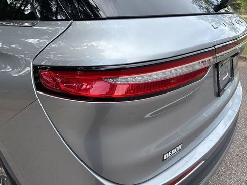 Used 2021 Lincoln Corsair Reserve w/ Elements Package FWD image 13