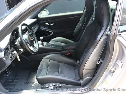 Used 2018 Porsche 911 GT3 w/ Sport Chrono Package RWD image 26