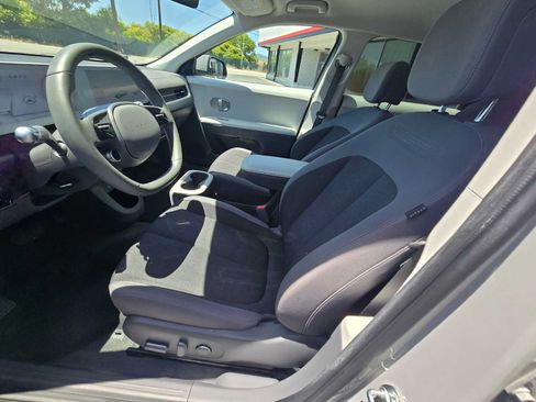 Used 2024 Hyundai Ioniq 5 SEL RWD image 23