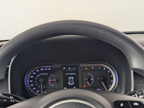 Used 2024 Hyundai Tucson SEL FWD image 16