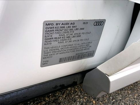 Certified 2023 Audi Q5 e Premium w/ Convenience Package image 34