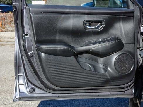 Used 2023 Honda HR-V EX-L image 22