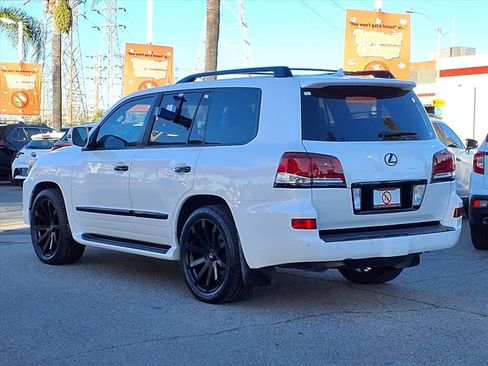 Used 2015 Lexus LX 570 4WD image 4