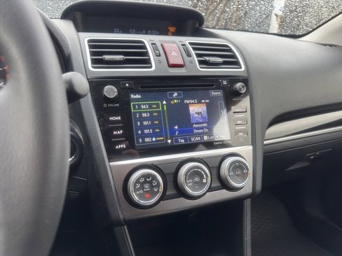 Used 2017 Subaru Crosstrek 2.0i Limited image 14