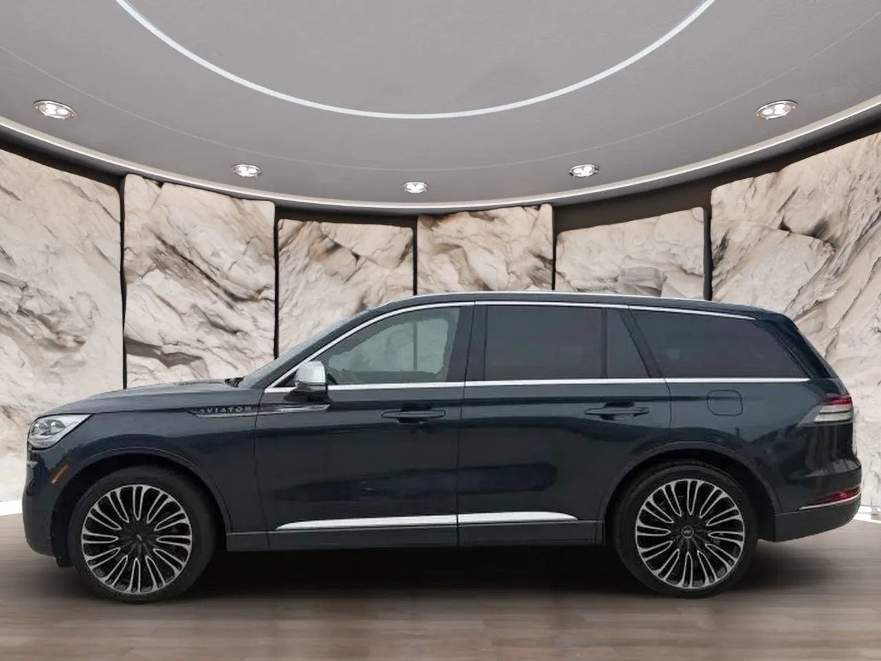 Used 2021 Lincoln Aviator Black Label w/ Dynamic Handling Package AWD/4WD image 4