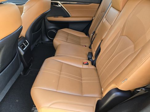 Used 2022 Lexus RX 350L Luxury image 43