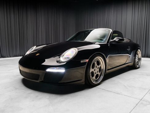 Used 2009 Porsche 911 Carrera RWD image 24