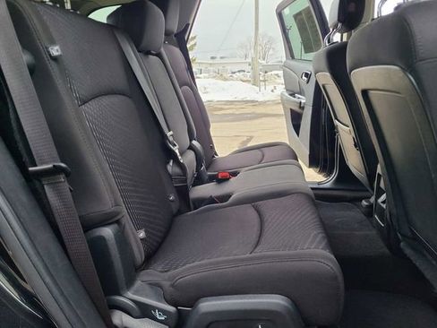 Used 2017 Dodge Journey SXT w/ Comfort/Convenience Group image 19