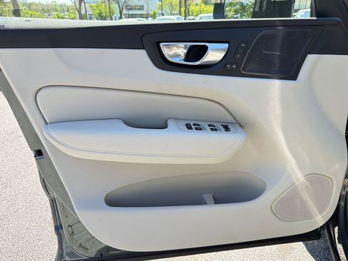 New 2026 Volvo XC60 B5 Ultra w/ Climate Package image 22