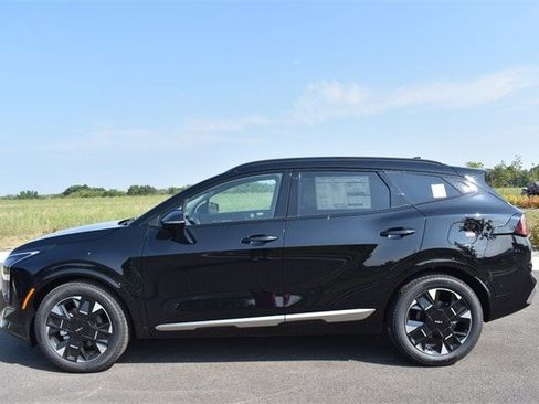 New 2026 Kia Sportage SX image 7