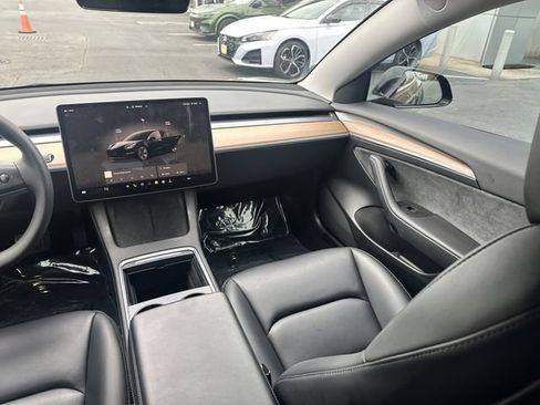 Used 2023 Tesla Model 3 Long Range AWD/4WD image 17