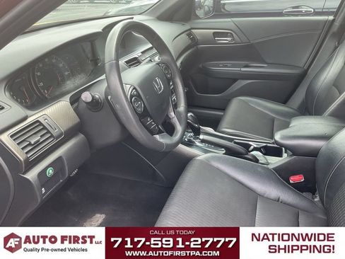 Used 2017 Honda Accord Sport image 6