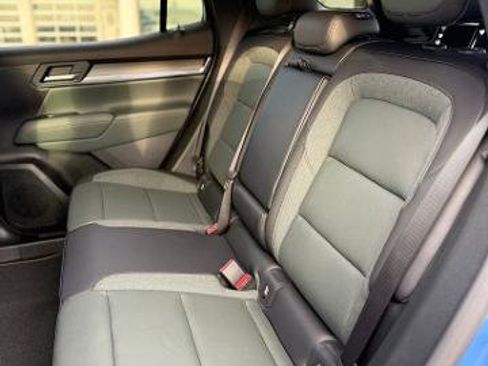 New 2026 GMC Terrain AT4 w/ Technology Package II AWD/4WD image 17