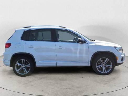 Used 2017 Volkswagen Tiguan Sport AWD/4WD image 6
