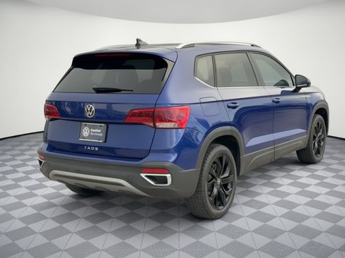 Certified 2023 Volkswagen Taos SE w/ Panoramic Sunroof Package FWD image 9