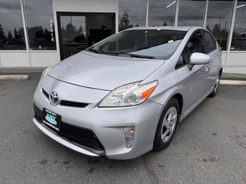 Used 2012 Toyota Prius Two FWD image 1