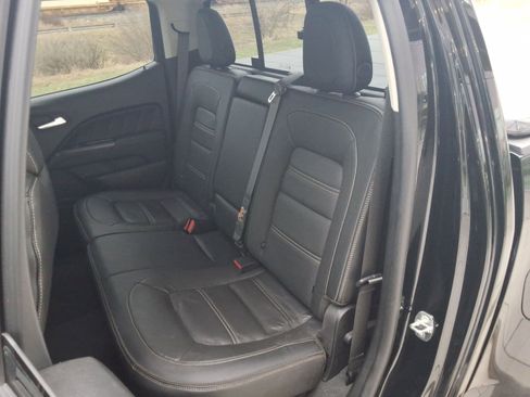 Used 2021 GMC Canyon Denali image 27