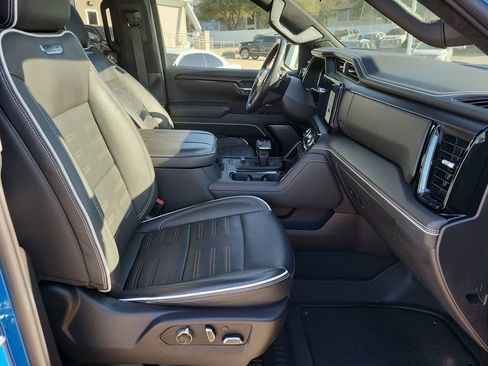 Certified 2024 GMC Sierra 1500 AT4X image 28