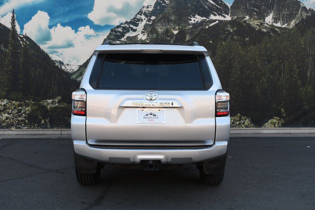 Certified 2024 Toyota 4Runner SR5 Premium w/ Moonroof Package AWD/4WD image 10